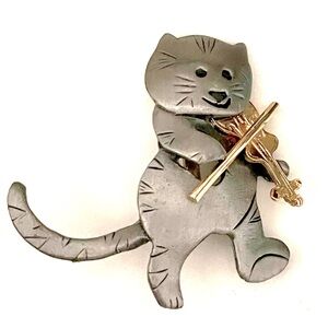 Vintage Ultra Craft Pewter Cat Pin